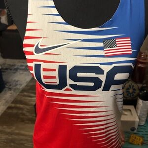 Nike USA Olympic tank to size small!
